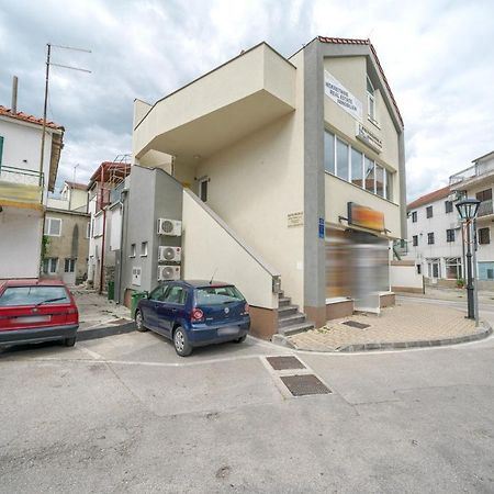 Studio Apartman Salis Vodice Apartment ภายนอก รูปภาพ