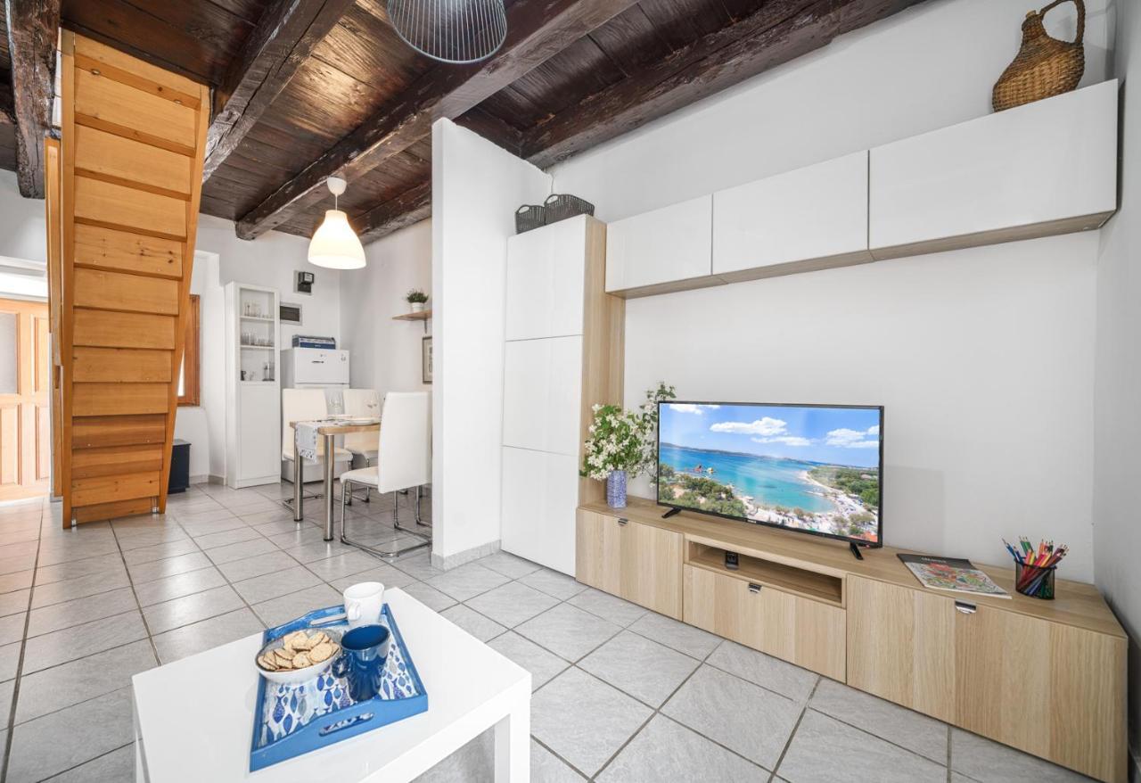 Studio Apartman Salis Vodice Apartment ภายนอก รูปภาพ